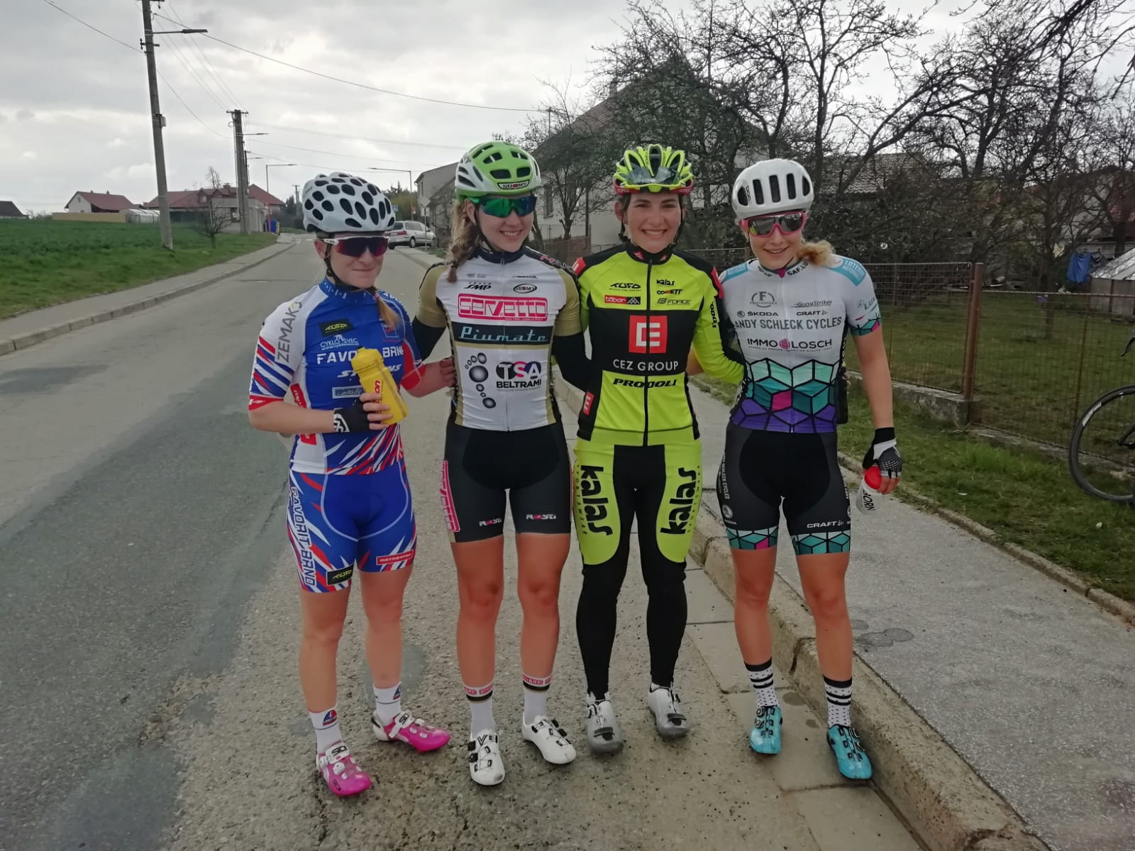 První závodní víkend pro ČEZ Cyklo Team Tábor